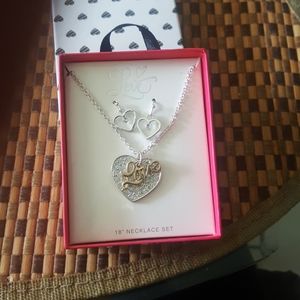 Silver heart necklace set